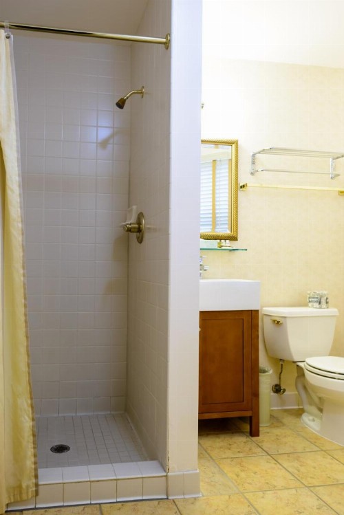 SW Hotel - image 17