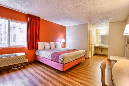 Motel 6 San Francisco Downtown - image 15
