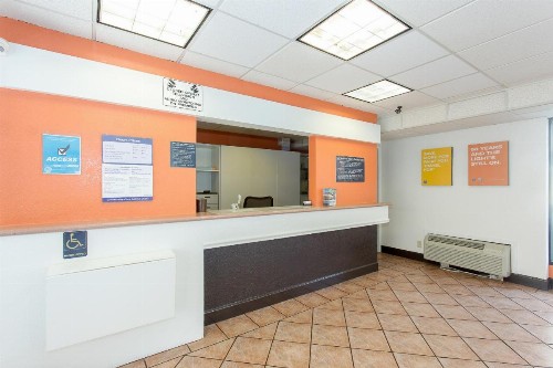 Motel 6 San Francisco Downtown - image 26
