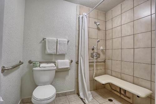 Motel 6 San Francisco Downtown - image 7