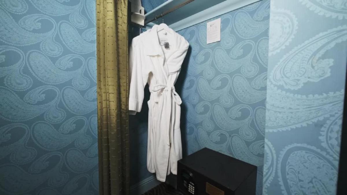 Carriage Inn - image 2