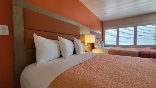 Presidio Parkway Inn - image 21