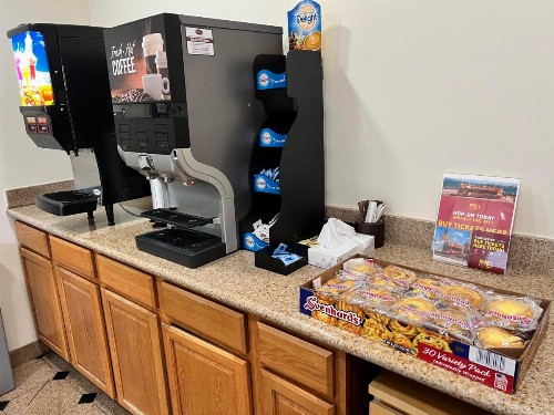 Presidio Parkway Inn - image 24
