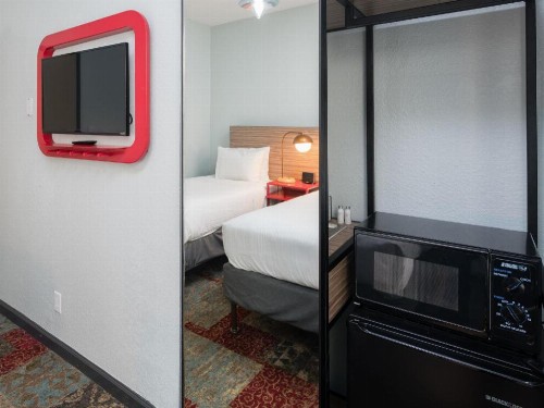Minna Hotel - image 30