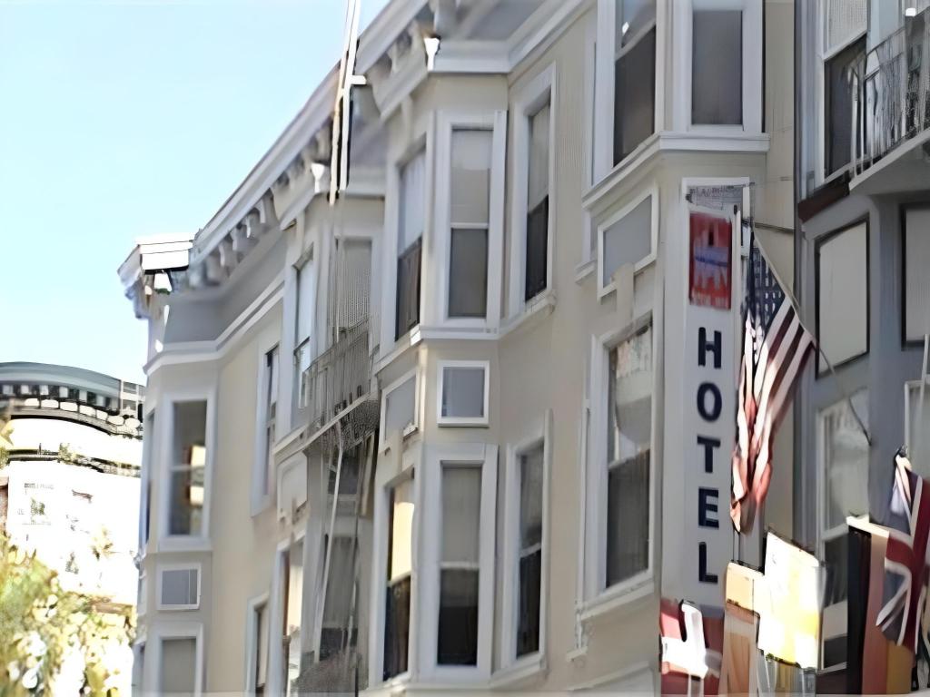 Minna Hotel - image 5