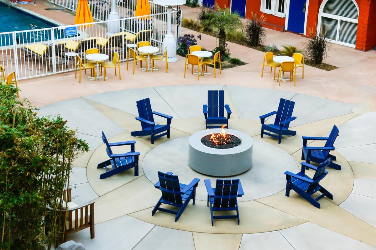 Hotel Del Sol - image 3