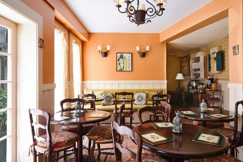 Petite Auberge - image 10