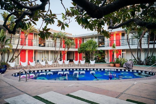 Phoenix Hotel - image 47