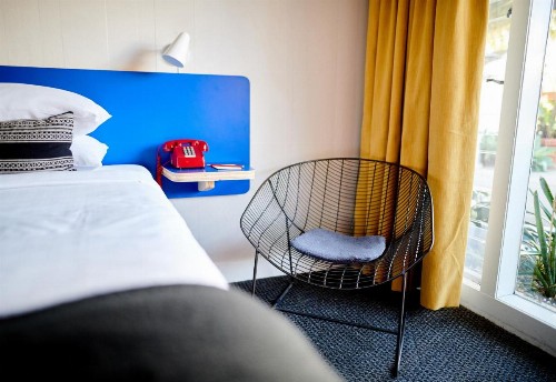 Phoenix Hotel - image 8