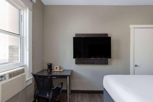 Super 8 by Wyndham San Francisco/Union Square Area - image 14