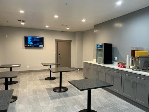 Super 8 by Wyndham San Francisco/Union Square Area - image 39