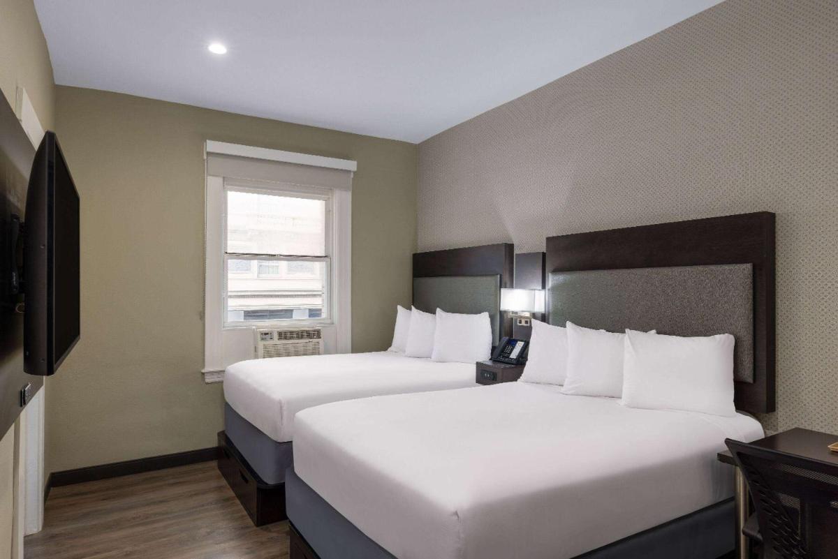 Super 8 by Wyndham San Francisco/Union Square Area - image 7