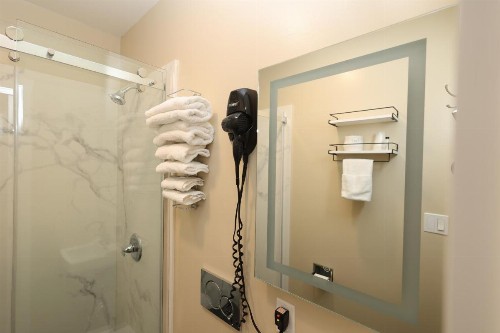 Casa Loma Hotel - image 36