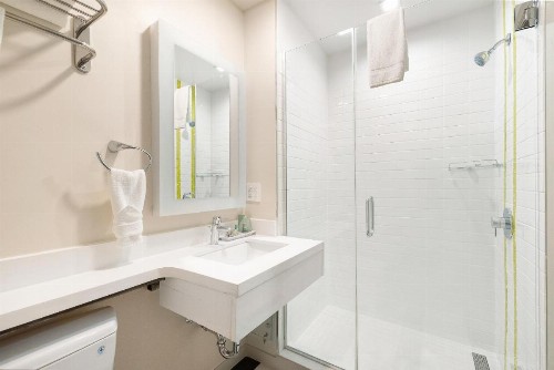 Best Western Red Coach Inn - image 11
