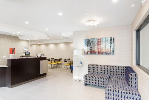 Best Western Red Coach Inn - image 42