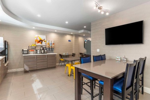 Best Western Red Coach Inn - image 47