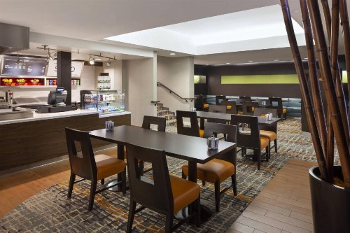 Courtyard by Marriott Fishermans Wharf - image 12