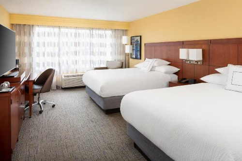 Courtyard by Marriott Fishermans Wharf - image 15