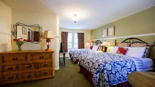 Marina Motel - image 23