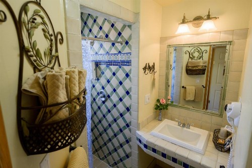 Marina Motel - image 26