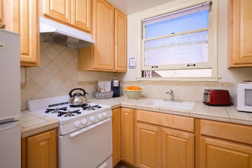 Marina Motel - image 30