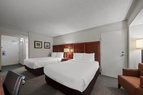Comfort Inn By the Bay Hotel San Francisco - image 26