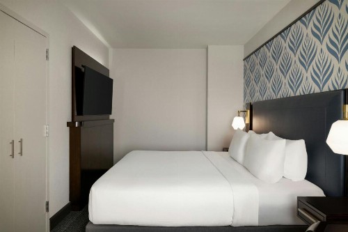 Courtyard by Marriott San Francisco Union Square - image 8