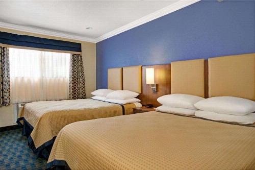 Days Inn by Wyndham San Francisco - Lombard - image 10