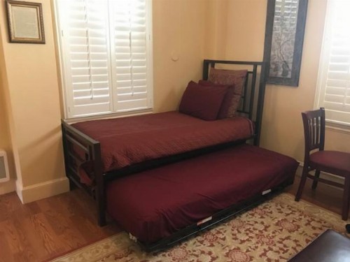 Mayflower Hotel - image 4