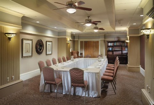 Kensington Park Hotel - image 27