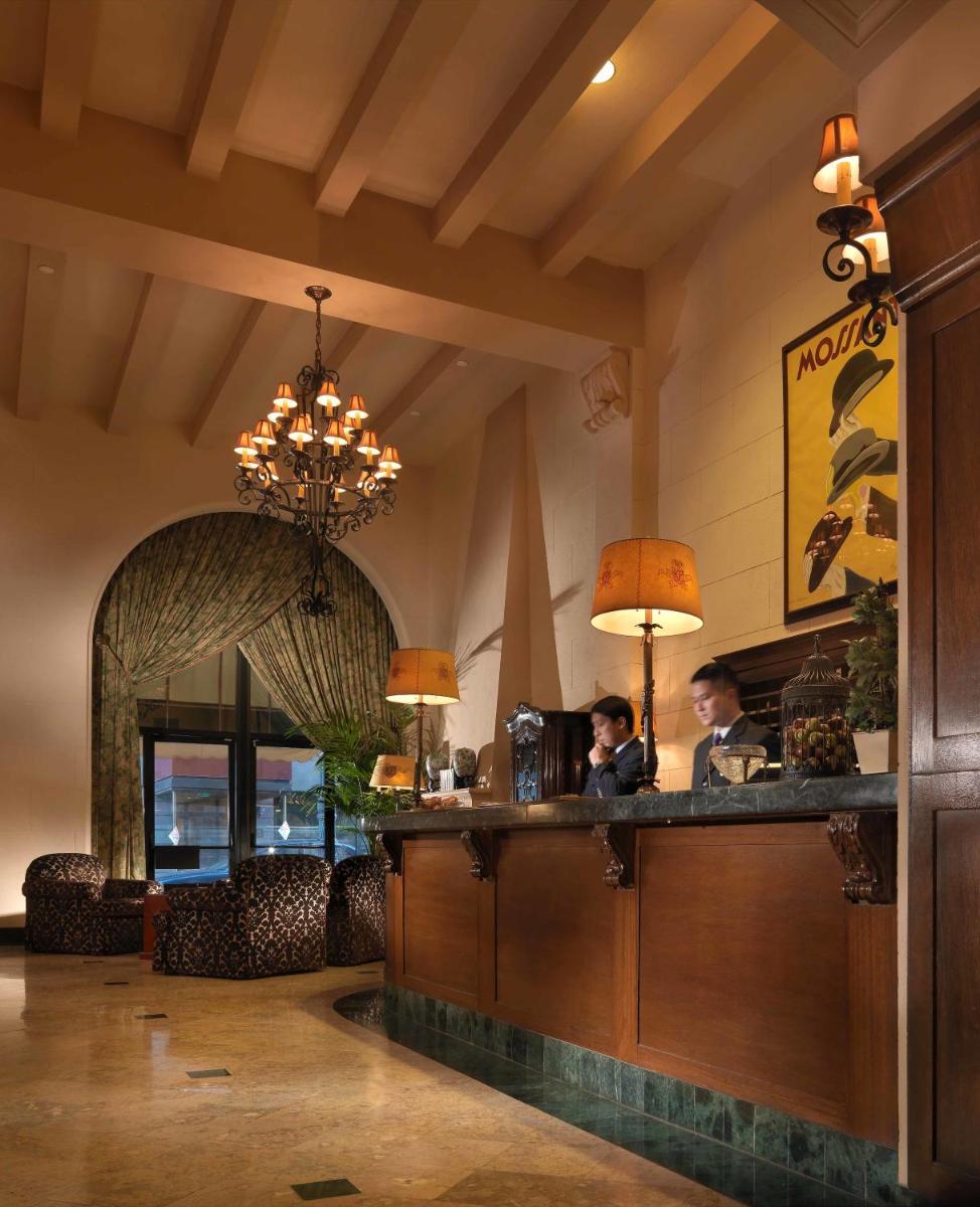 Kensington Park Hotel - image 4