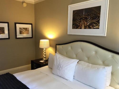 Kensington Park Hotel - image 6