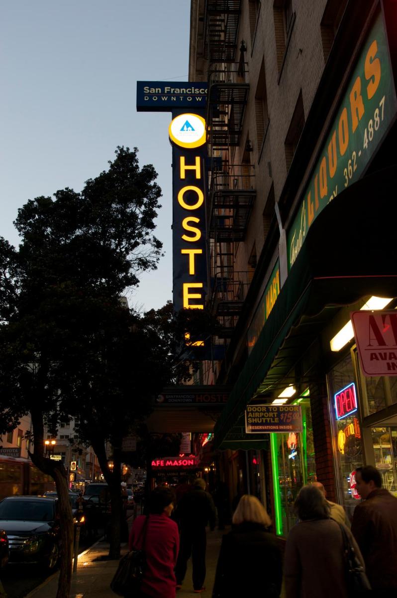 HI San Francisco Downtown Hostel - image 7