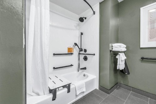 Nob Hill Hotel - image 24