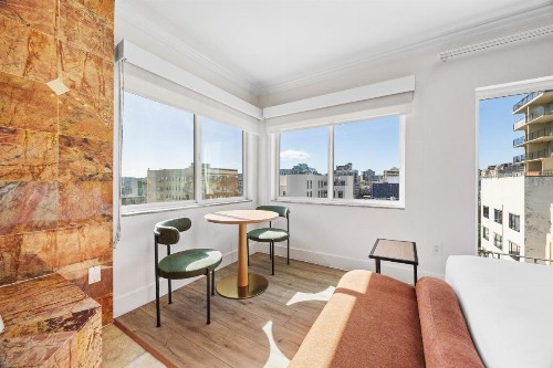 Nob Hill Hotel - image 43