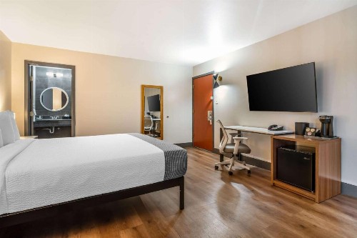 La Luna Inn a C-Two Hotel - image 15