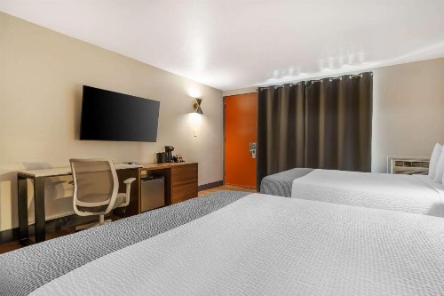 La Luna Inn a C-Two Hotel - image 25