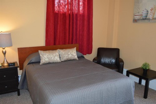 SF Plaza Hotel - image 11
