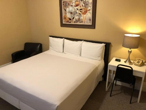 SF Plaza Hotel - image 16