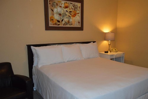 SF Plaza Hotel - image 23