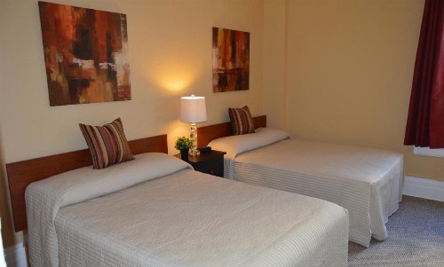 SF Plaza Hotel - image 30