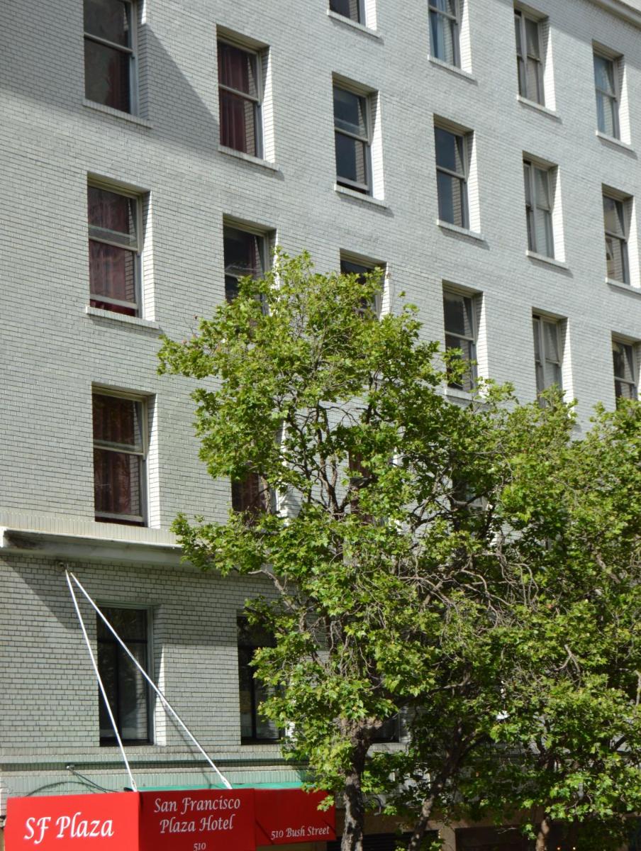 SF Plaza Hotel - image 4