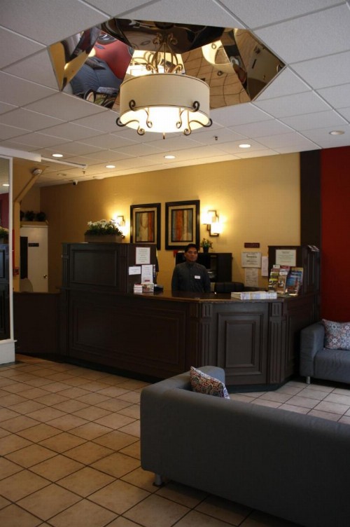 SF Plaza Hotel - image 9