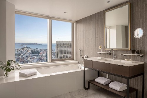 Four Seasons Hotel San Francisco at Embarcadero - image 13