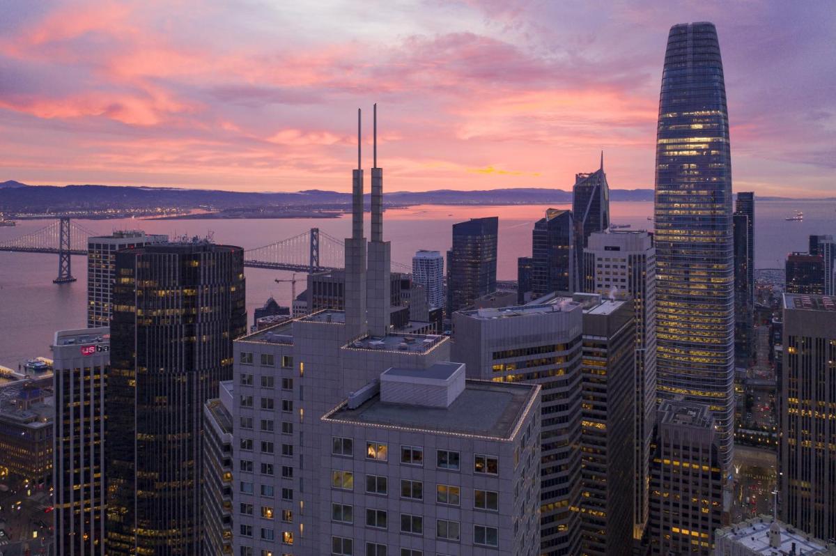 Four Seasons Hotel San Francisco at Embarcadero - image 5