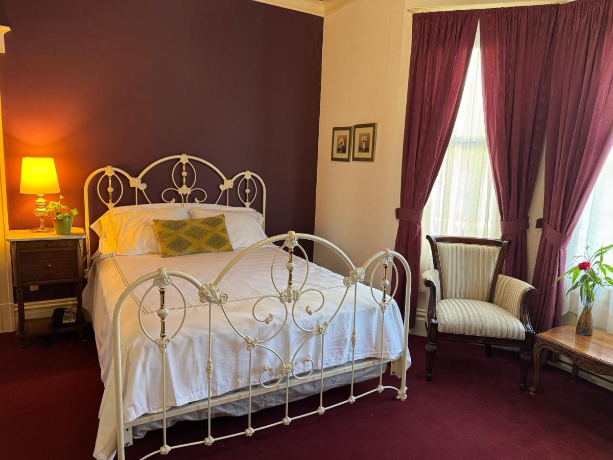 Nob Hill Inn - image 7