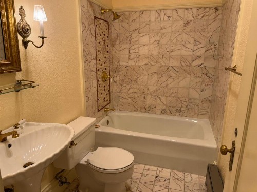 Nob Hill Inn - image 10