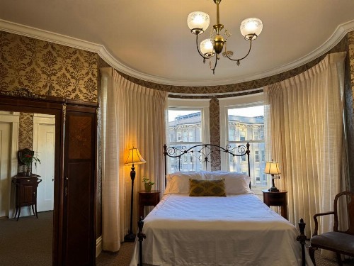 Nob Hill Inn - image 14