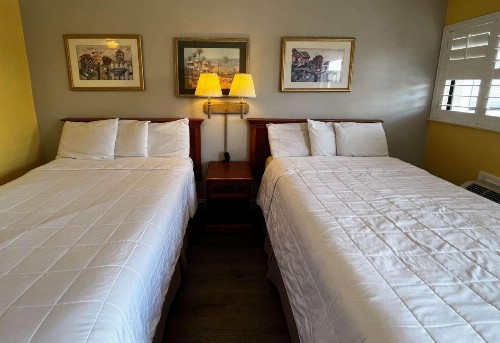 Van Ness Inn - image 2