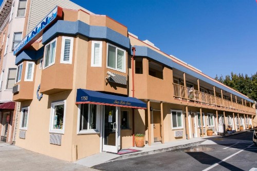 Seaside Inn - image 2